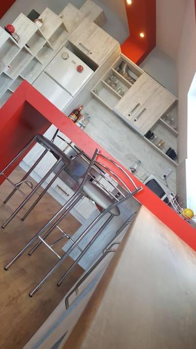 Unique Studio- Great Balcony And View! Parking Possibility! ヴェリコ・タルノヴォ エクステリア 写真
